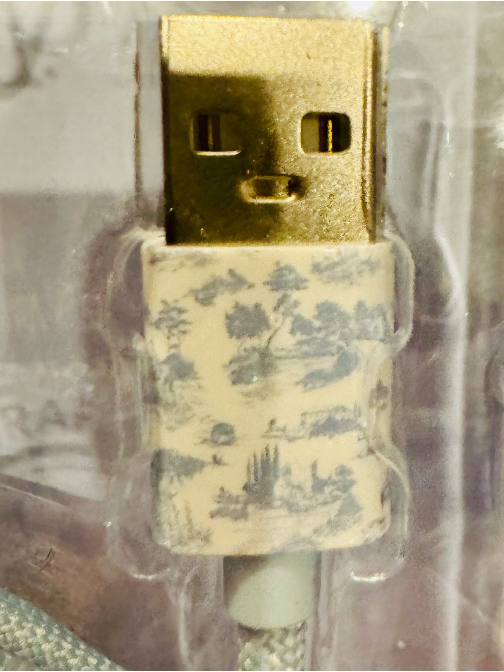 NIB🩶xo Poppy 10ft Light Blue USB-A to Lightning Braided Charging Cable - toile🩶